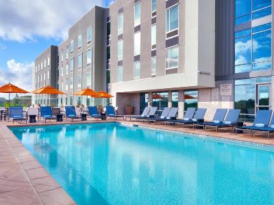 outdoor pool 1 - hotel hampton inn ste anaheim resort conv ctr - anaheim, united states of america