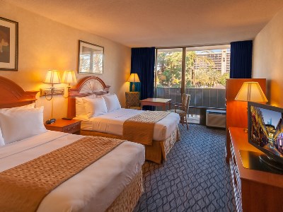 bedroom 2 - hotel clarion anaheim resort - anaheim, united states of america