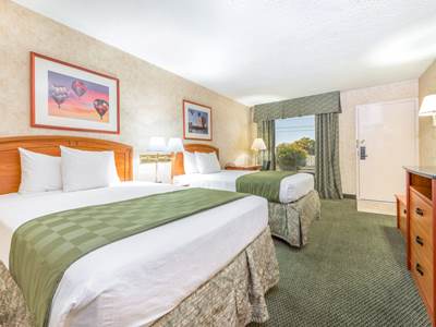 bedroom 1 - hotel days inn suite wyndham albuquerque north - albuquerque, united states of america