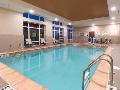 indoor pool - hotel hampton inn and suites north i-25 - albuquerque, united states of america
