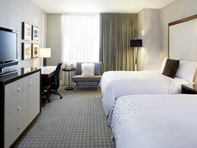 bedroom 2 - hotel renaissance atlanta midtown - atlanta, georgia, united states of america