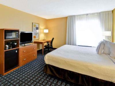 bedroom - hotel fairfield inn n suites atlanta vinings - atlanta, georgia, united states of america