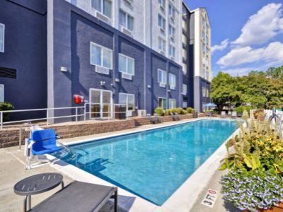 outdoor pool - hotel fairfield inn n suites atlanta vinings - atlanta, georgia, united states of america