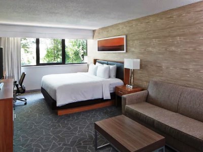 bedroom - hotel doubletree by hilton perimeter dunwoody - atlanta, georgia, united states of america