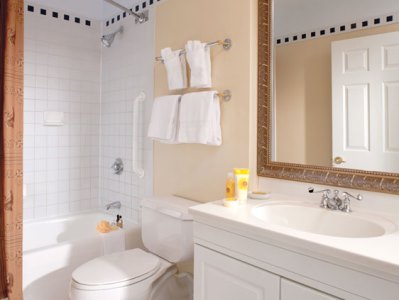 bathroom - hotel marriott vacation clb pulse custom house - boston, united states of america