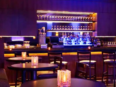 bar - hotel doubletree suites by hilton - cambridge - boston, united states of america