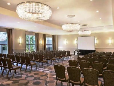 conference room - hotel doubletree suites by hilton - cambridge - boston, united states of america