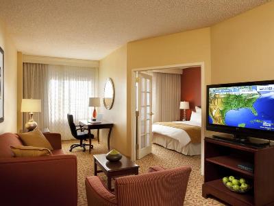 bedroom - hotel marriott suites medical/market center - dallas, texas, united states of america
