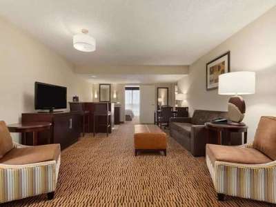 suite - hotel embassy suites dallas market center - dallas, texas, united states of america