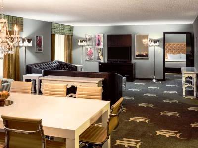 bedroom 2 - hotel wyndham garden dallas north - dallas, texas, united states of america