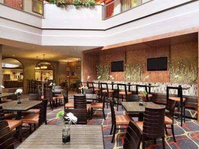 restaurant - hotel embassy suites dallas near the galleria - dallas, texas, united states of america