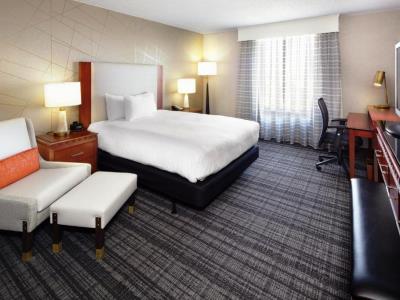 bedroom 2 - hotel doubletree dallas near the galleria - dallas, texas, united states of america