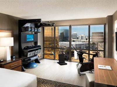bedroom 1 - hotel doubletree dallas campbell centre - dallas, texas, united states of america