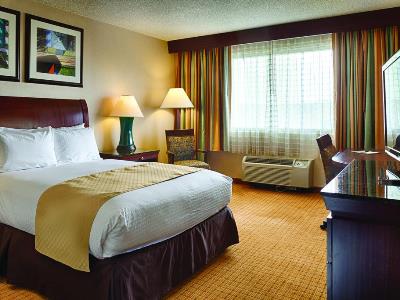 bedroom 1 - hotel doubletree by hilton denver - denver, colorado, united states of america