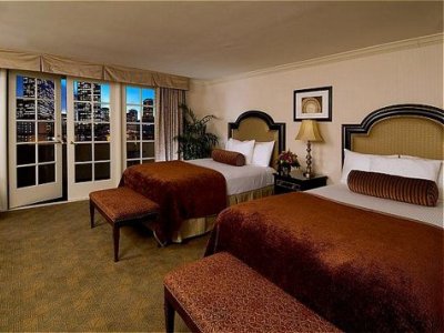 bedroom 1 - hotel warwick - denver, colorado, united states of america
