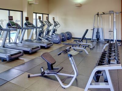 gym - hotel doubletree dearborn - detroit, united states of america