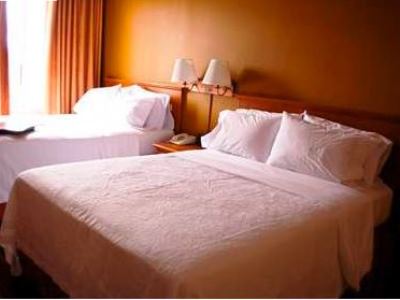 bedroom - hotel hampton inn and suites flagstaff - flagstaff, united states of america