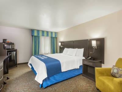 bedroom - hotel days inn n ste by wyndham east flagstaff - flagstaff, united states of america