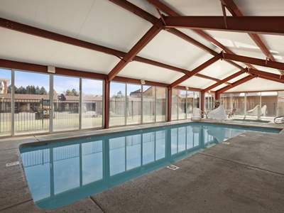 indoor pool - hotel super 8 nau/downtown conference center - flagstaff, united states of america