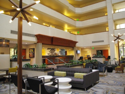 lobby - hotel doubletree by hilton convention center - fresno, united states of america