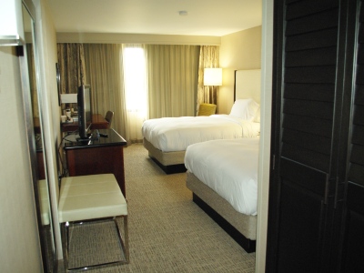 bedroom 1 - hotel doubletree by hilton convention center - fresno, united states of america