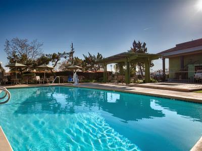 outdoor pool - hotel best western village inn - fresno, united states of america