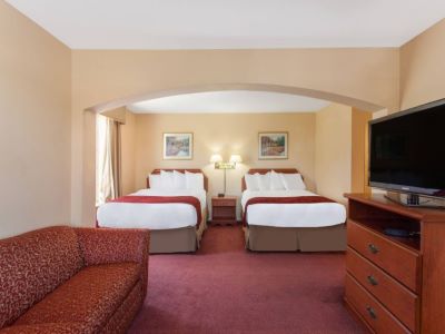bedroom 3 - hotel ramada by wyndham fresno northwest - fresno, united states of america