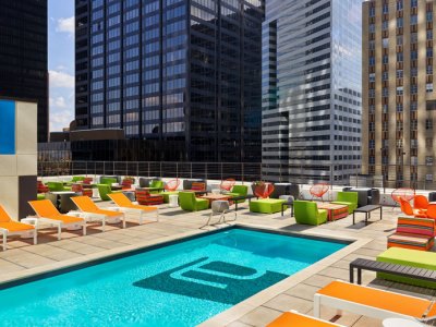 outdoor pool - hotel aloft houston downtown - houston, united states of america