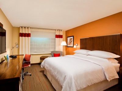bedroom - hotel four points sheraton houston int'l aprt - houston, united states of america
