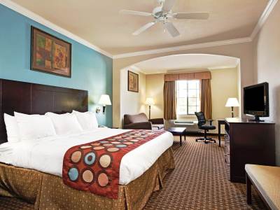 bedroom 3 - hotel super 8 by wyndham iah west/greenspoint - houston, united states of america