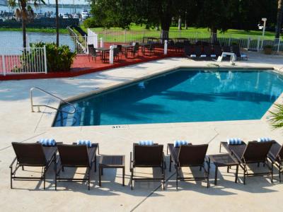 outdoor pool - hotel hilton houston nasa clear lake - houston, united states of america