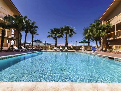 outdoor pool - hotel travelodge by wyndham houston cy-fair - houston, united states of america