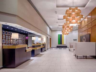 lobby - hotel doubletree by hilton greenway plaza - houston, united states of america