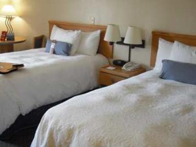 bedroom 1 - hotel hampton inn las vegas summerlin - las vegas, nevada, united states of america