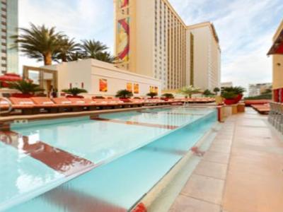 outdoor pool - hotel golden nugget - las vegas, nevada, united states of america