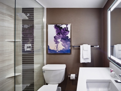 bathroom - hotel harrah's las vegas - las vegas, nevada, united states of america