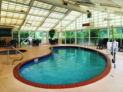 indoor pool - hotel baymont by wyndham memphis i-240 - memphis, tennessee, united states of america