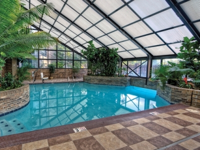 indoor pool - hotel doubletree by hilton hotel memphis - memphis, tennessee, united states of america
