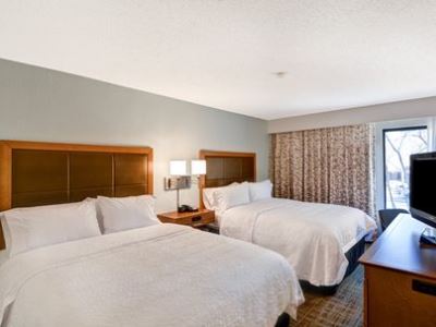bedroom - hotel hampton inn memphis poplar - memphis, tennessee, united states of america