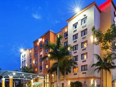 Bw Plus Kendall Airport Hotel And Suites