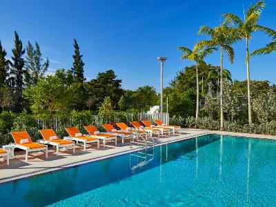 outdoor pool - hotel aloft miami airport - miami, florida, united states of america