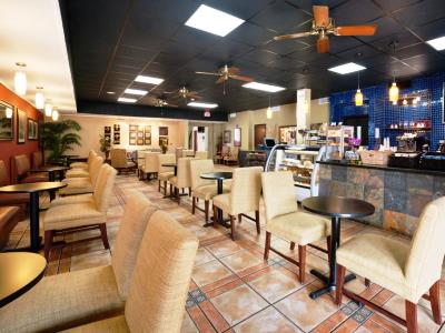 restaurant - hotel days inn by wyndham miami airport north - miami, florida, united states of america