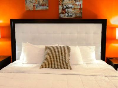 bedroom - hotel travelodge by wyndham miami biscayne bay - miami, florida, united states of america