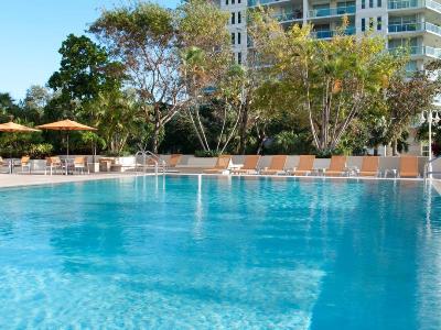 outdoor pool - hotel courtyard miami coconut grove - miami, florida, united states of america
