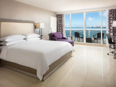 bedroom - hotel doubletree grand biscayne bay - miami, florida, united states of america