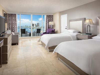 bedroom 1 - hotel doubletree grand biscayne bay - miami, florida, united states of america