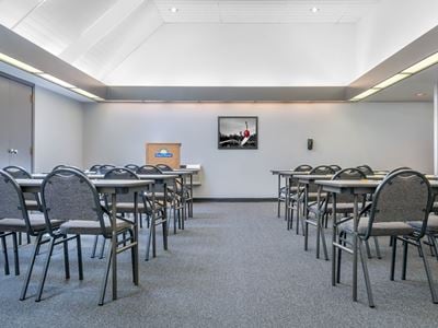 conference room 1 - hotel days hotel by wyndham university ave se - minneapolis, united states of america