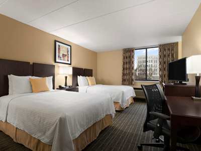 bedroom 2 - hotel days hotel by wyndham university ave se - minneapolis, united states of america