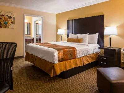 bedroom 3 - hotel best western park crest inn - monterey, united states of america
