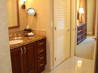 bathroom - hotel naples bay resort - naples, florida, united states of america